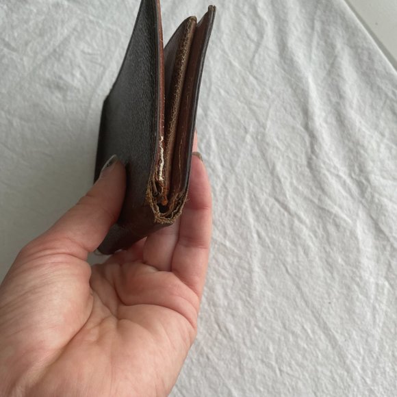 Louis Vuitton Monogram Bifold Wallet - Picture 5 of 9